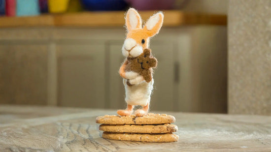 A Little Easter Magic: Handmade Felt Gifts and Springtime Companions Sew Heart Felt