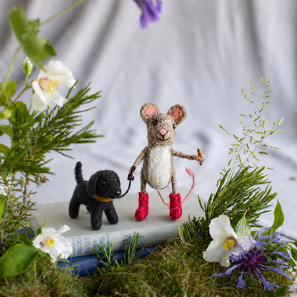 Dog Walker Mouse Sew Heart Felt