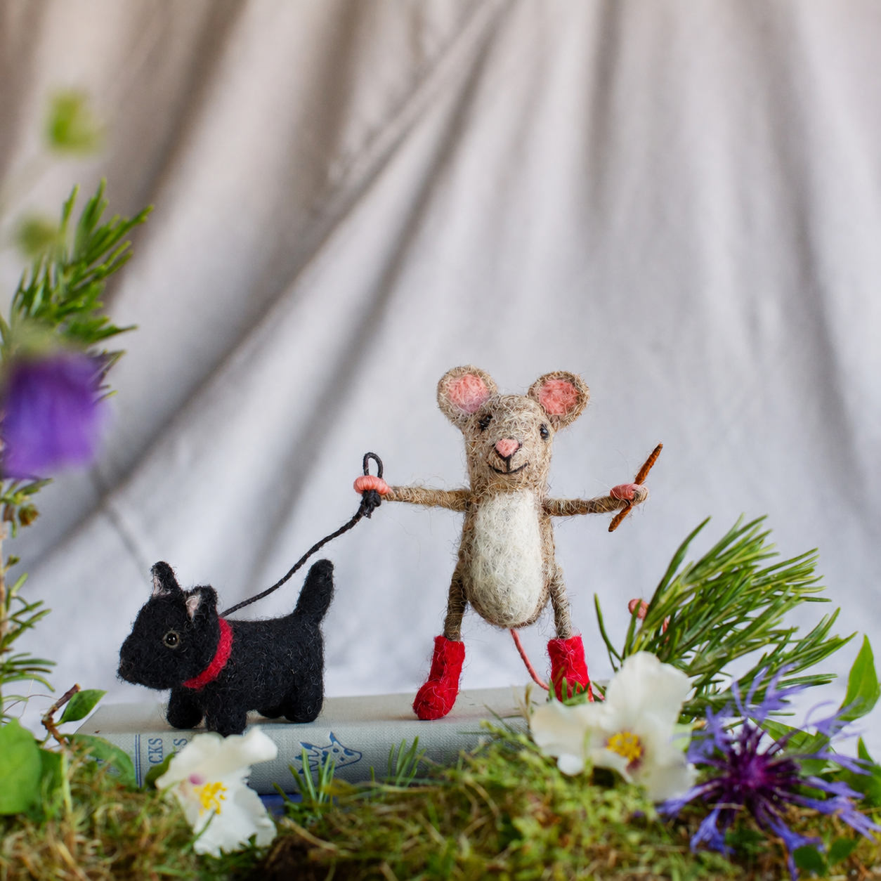 Dog Walker Mouse Sew Heart Felt