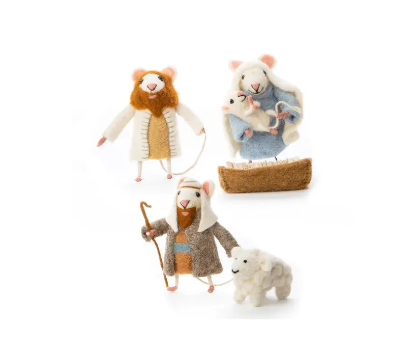 Classic Nativity Set incl FREE Shep Sheep Sew Heart Felt